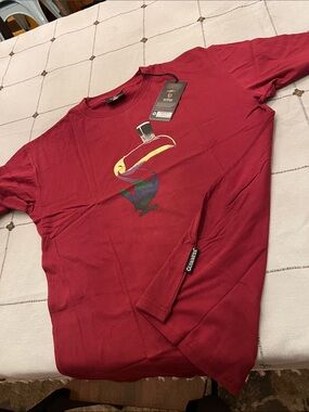 Guinness Maroon Short Sleeve Tee with Toucan Graphic brand new with tags